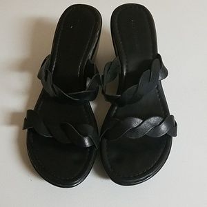 Ladies sandals